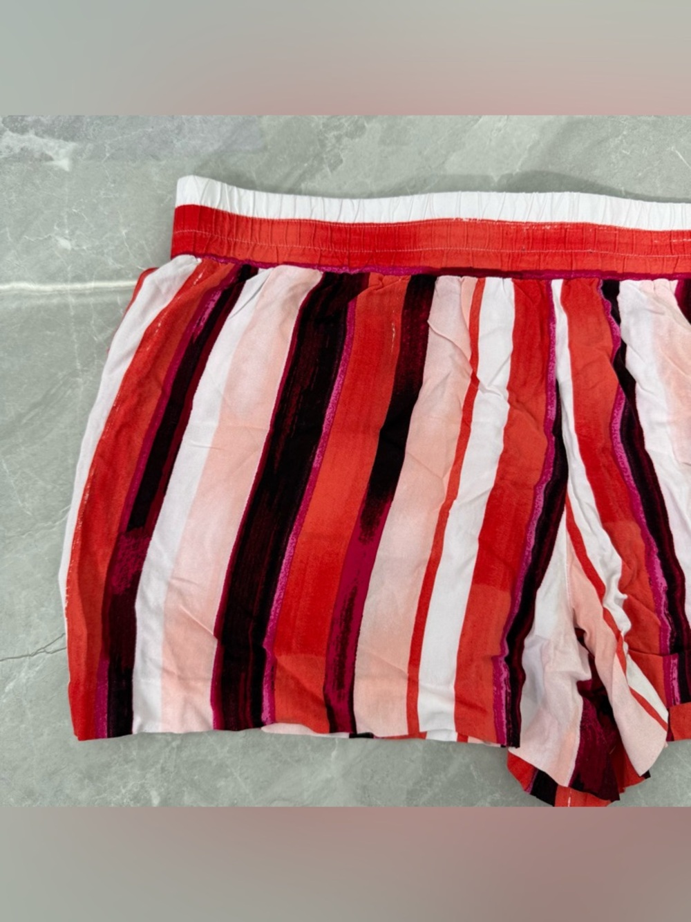 Women’s APT. 9 Mid Rise Striped Elastic Waist Casual Shorts Pockets Rayon Large - Picture 9 of 16